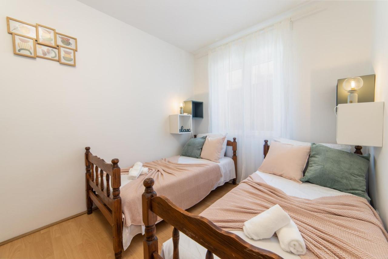 Apartman Porto Ploce  Buitenkant foto