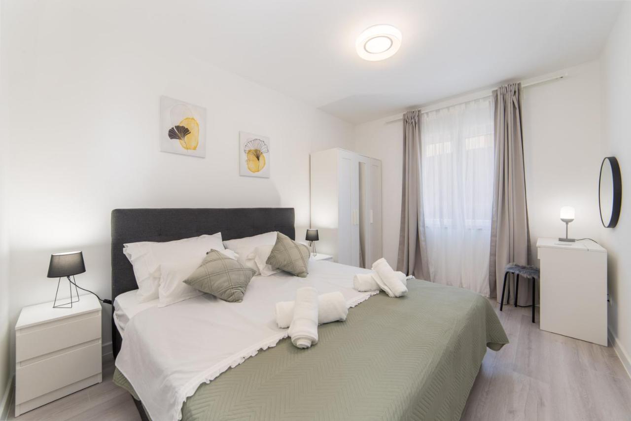 Apartman Porto Ploce  Buitenkant foto
